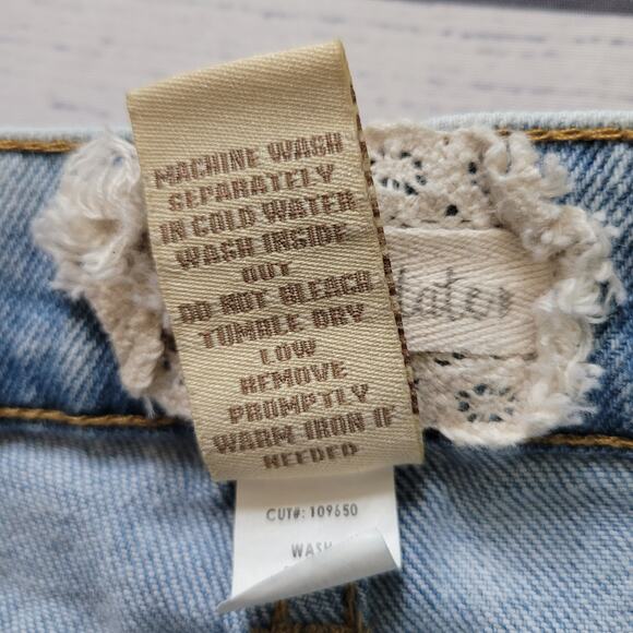 Altar'd State Size 28/7 Light Wash Distressed Jean Shorts Button Fly 3" Inseam - Picture 6 of 8